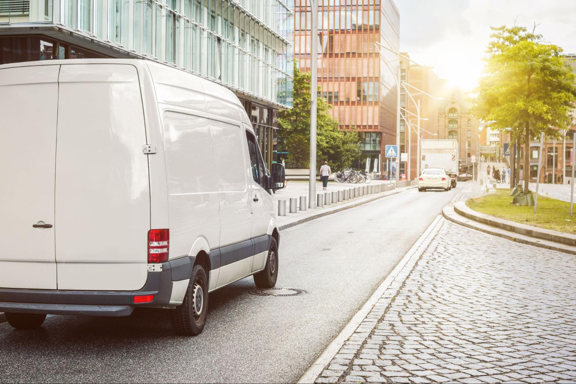 How Delivery Software Transforms Furniture Logistics