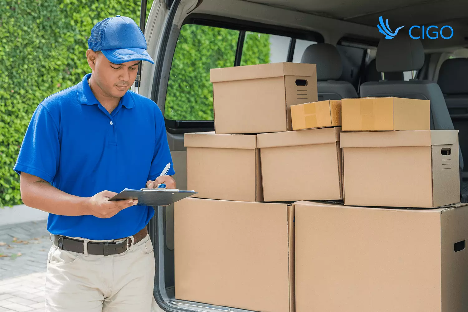 How Real-Time Data Sync Improves Customer Experiences